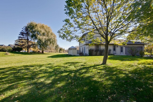 Building Photo - 3810 Tecoma Dr