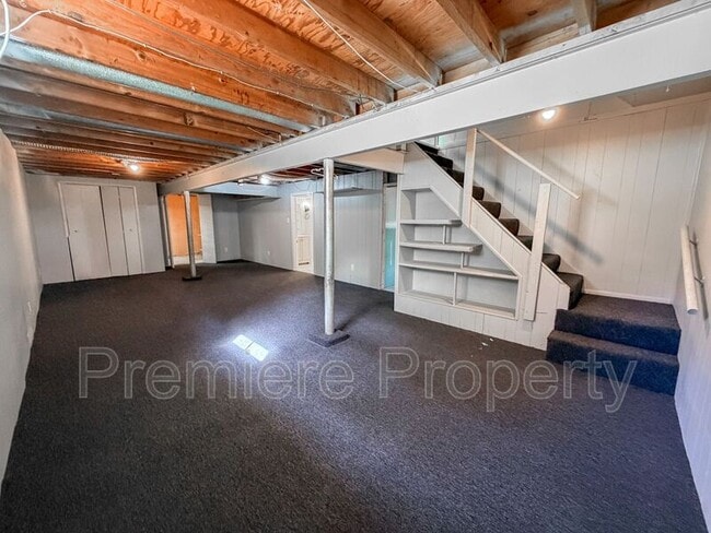 Building Photo - 5803 N Highland Ave