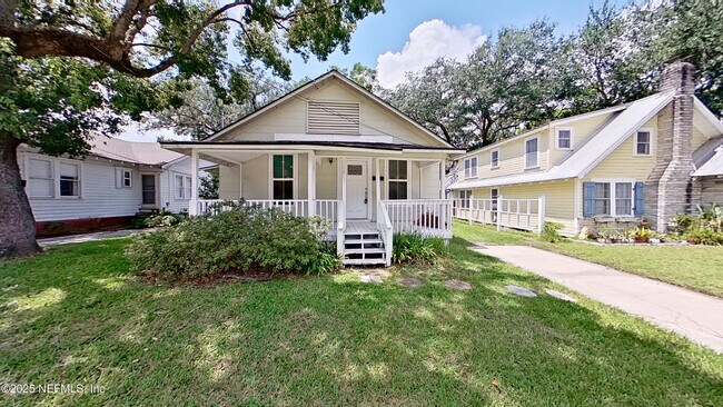 Primary Photo - 1844 Thacker Ave