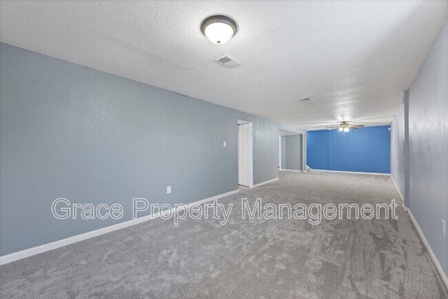 Building Photo - 1701 W. 55th Pl.
