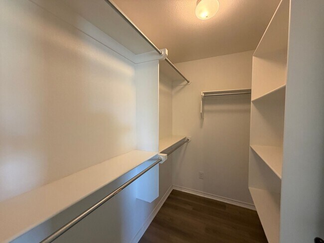 Building Photo - 3/2 in Frenship ISD, available MAY!!!