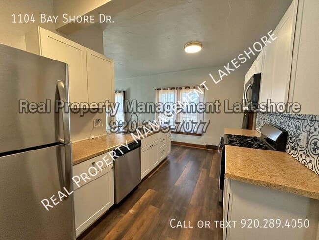 Building Photo - 1104 Bay Shore Dr