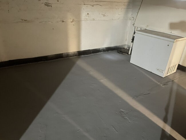 Building Photo - $500 off 1st Month!!! Charming Three-Bedroom Home in Cedmont!