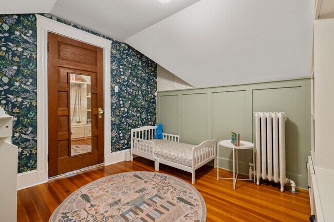 Building Photo - 94 Appleton St