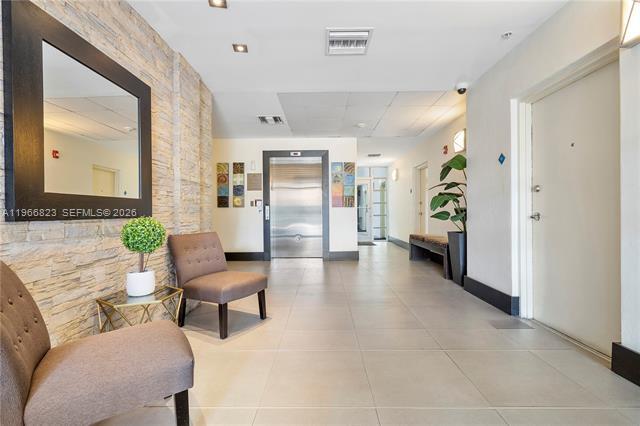 Building Photo - 3329 Virginia st