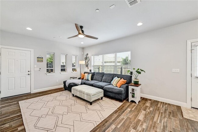 Building Photo - 12813 Leatherback Ln