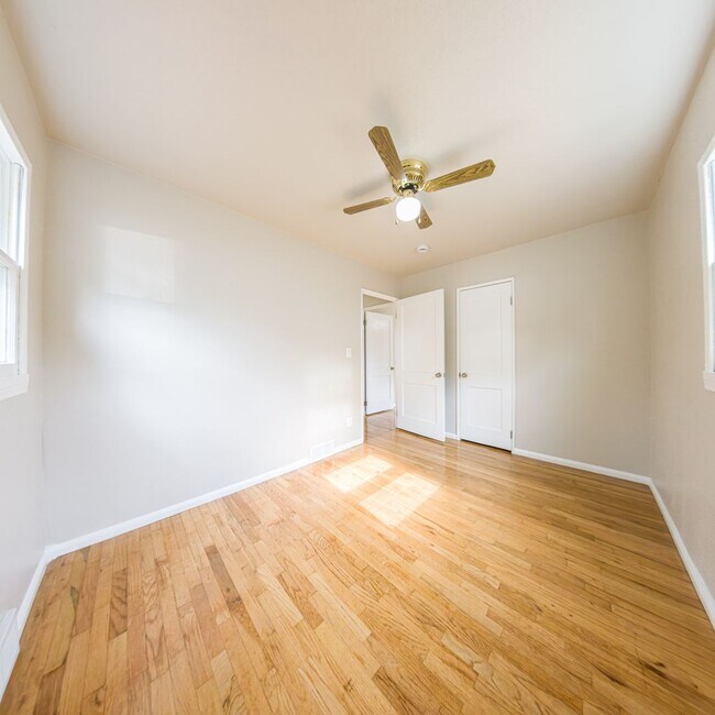 Building Photo - Updated 2-Bedroom, 1-Bath with Large Backyard