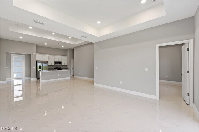 Building Photo - 524 Kingsbury Ln
