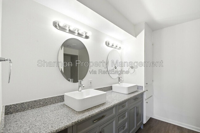 Building Photo - 6215 Autumn Arbor Dr