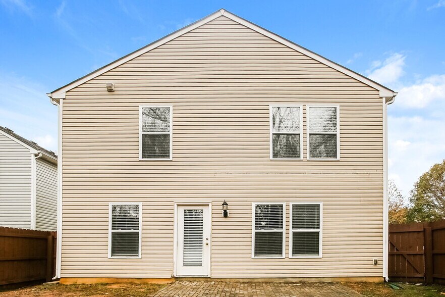 Building Photo - 6464 Matlea Ct