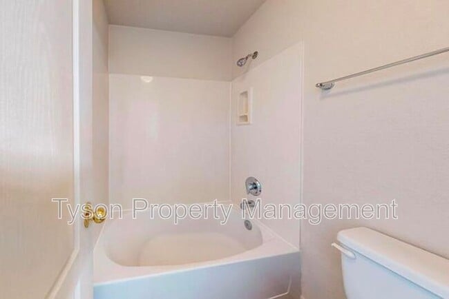 Building Photo - 8116 Long Mesa Pl NW