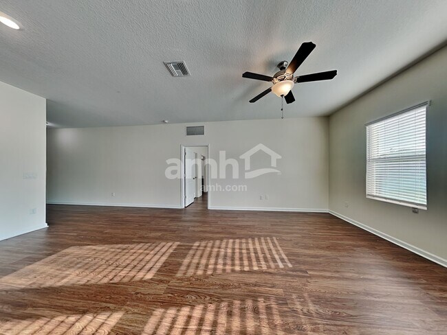 Building Photo - 11512 Pace Bend Ct
