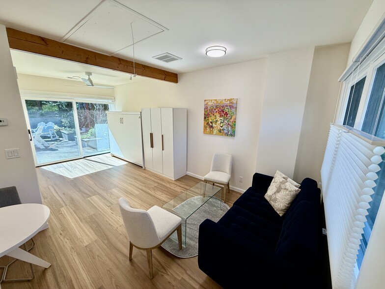 Building Photo - 81 Angela Ave