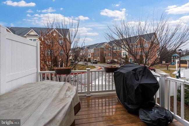 Building Photo - 7722 Dagny Wy