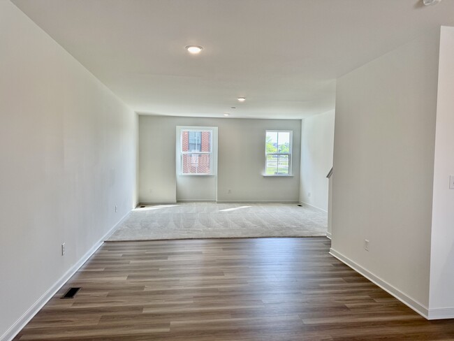Building Photo - 15913 Misty Blue Aly