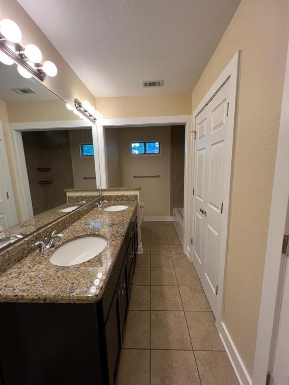 Building Photo - 1309 Olander St