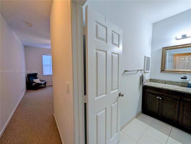 Building Photo - 3561 Forest Hill Blvd