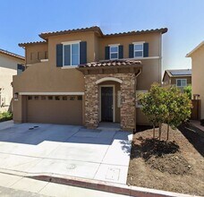 Building Photo - Spacious 3-Bedroom Dixon Home with Loft, Solar & Open Floor Plan