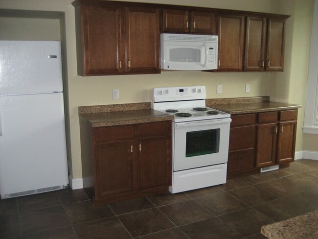 Building Photo - 230 S Dodge St