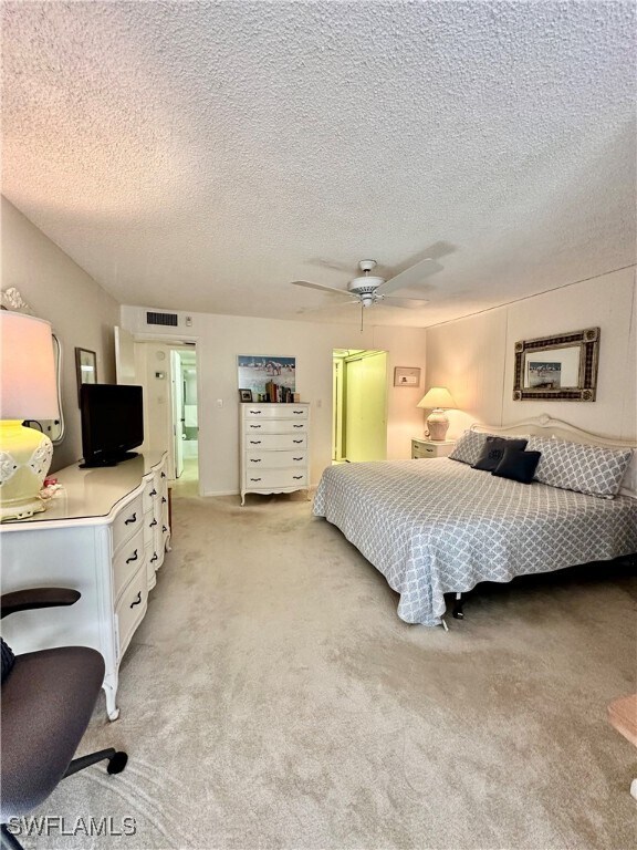 Building Photo - 555 Park Shore Dr