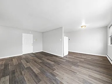 Building Photo - 1774 W Godfrey Ave