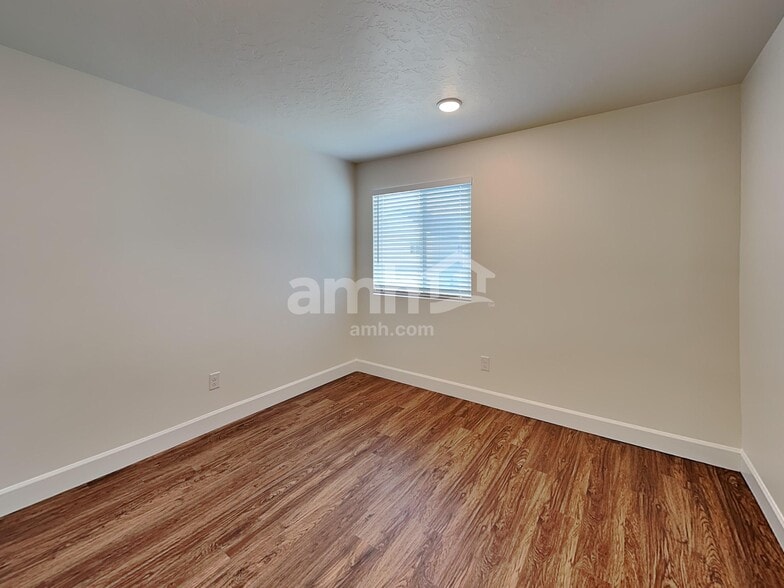 Building Photo - 6721 Mountain Maple Dr