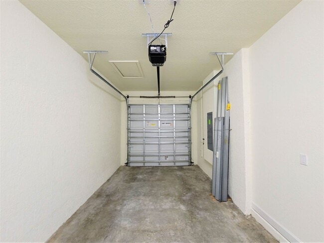 Building Photo - OOH-LA-LA ! Vero Beach Rentals. Vero Beach Rent, LLC and Property Management Company