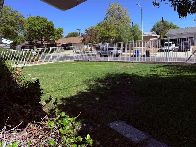 Building Photo - 11543 Swinton Ave