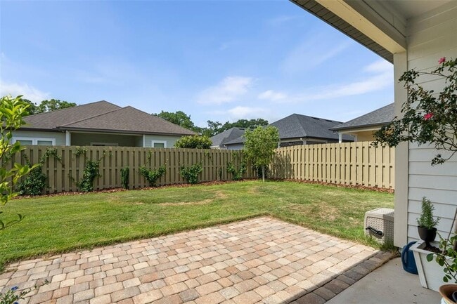 Building Photo - 7993 SW 79th Ln