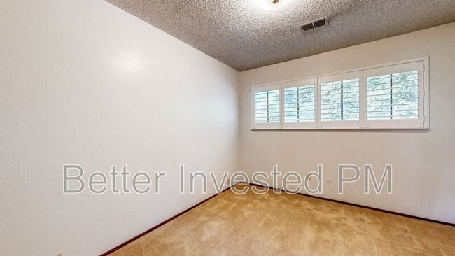 Building Photo - 2530 Brookhaven Dr