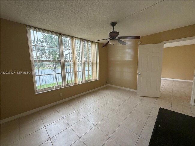 Building Photo - 3100 N Course Ln