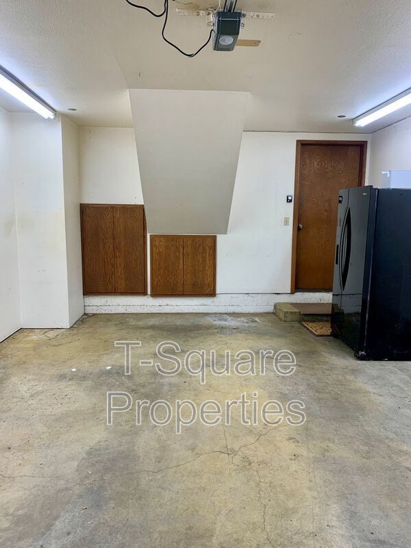 Building Photo - 1316 91st Ave SE