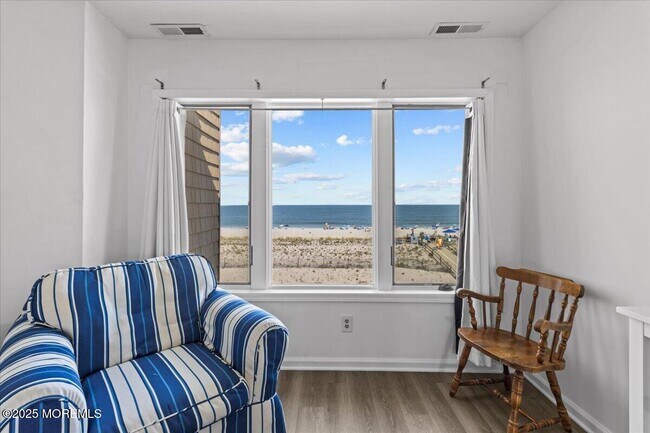 Building Photo - 30 Dune Terrace