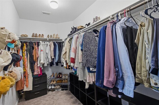 Building Photo - 6402 Moncrieff Dr