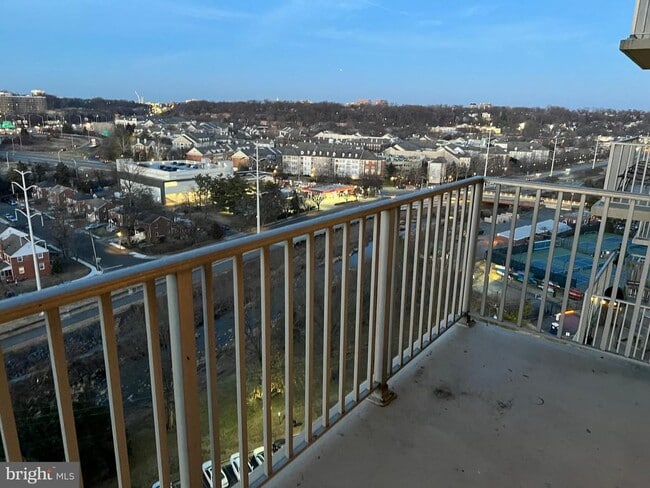 Building Photo - 1225 Martha Custis Dr