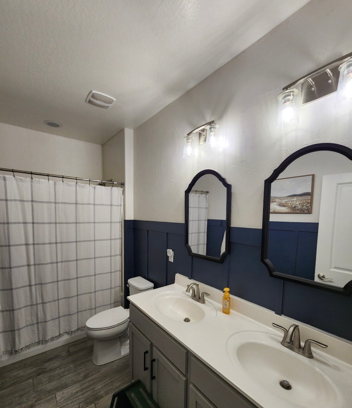 Building Photo - 5024 N 84th Dr