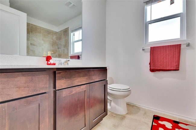 Building Photo - 124 Canley Lp