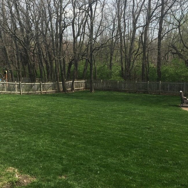 Building Photo - Charming 3 beds 2.5 bath in Kansas City!