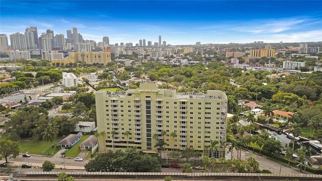 Building Photo - 816 NW 11th St