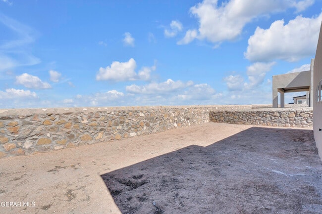 Building Photo - 12713 Captain Claudia CT