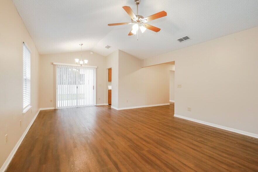 Building Photo - 10750 Orchard Walk Pl W