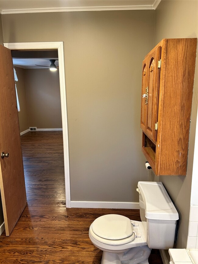 Building Photo - 74 Matthews St