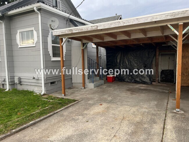 Building Photo - 1831 Rainier Ave