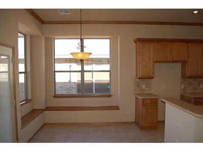 Building Photo - 721 Oak Creek Dr