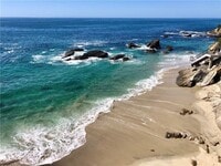 Building Photo - 240 Moss St