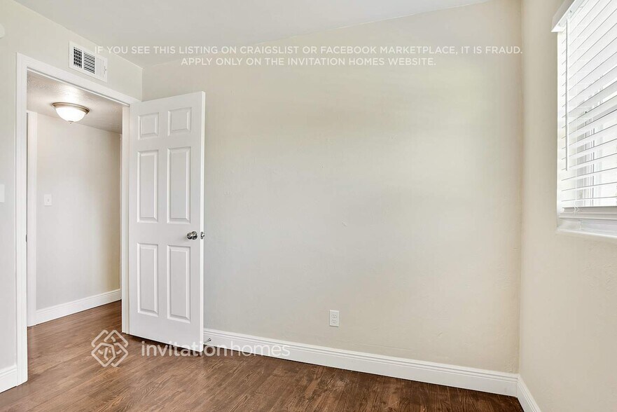 Building Photo - 5507 Riordan Way