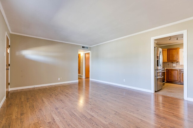 Building Photo - 2755 Rice Ave