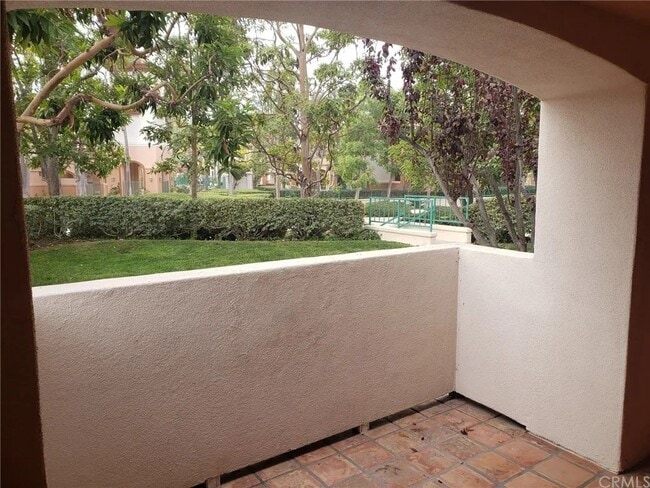 Building Photo - 208 Villa Point Dr