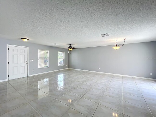 Building Photo - 12625 Tanja King Blvd