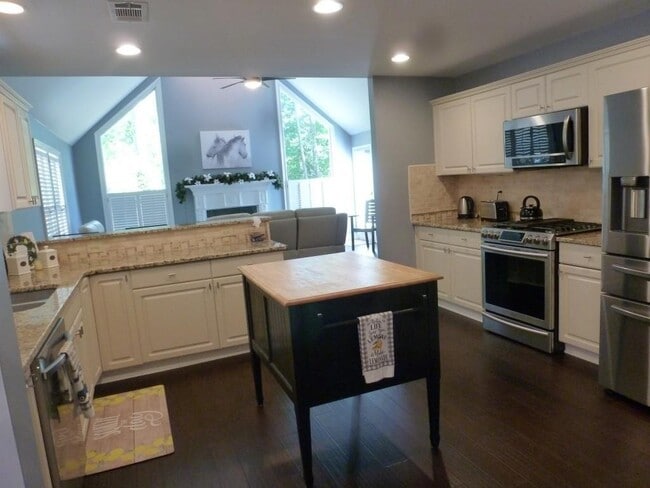 Building Photo - 2695 The Terraces Way